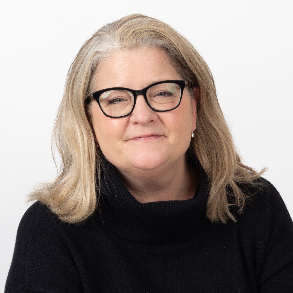 headshot of Diana Forbes